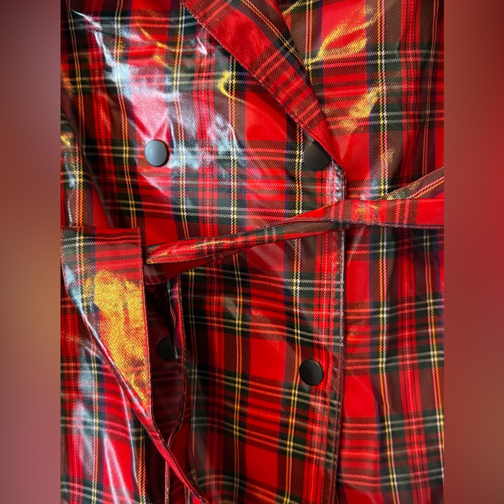 Plaid coated trench coat. - Picture 6 of 7